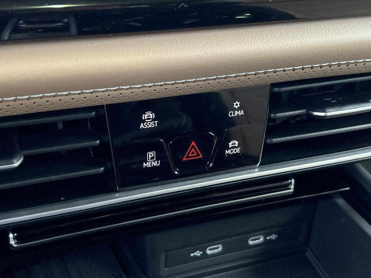 2026 Volkswagen Atlas Cross Sport 2.0T SE w/Technology Hagerstown MD