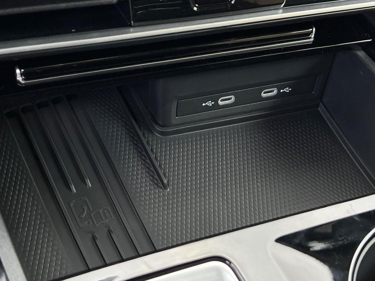 2026 Volkswagen Atlas Cross Sport 2.0T SE w/Technology Hagerstown MD