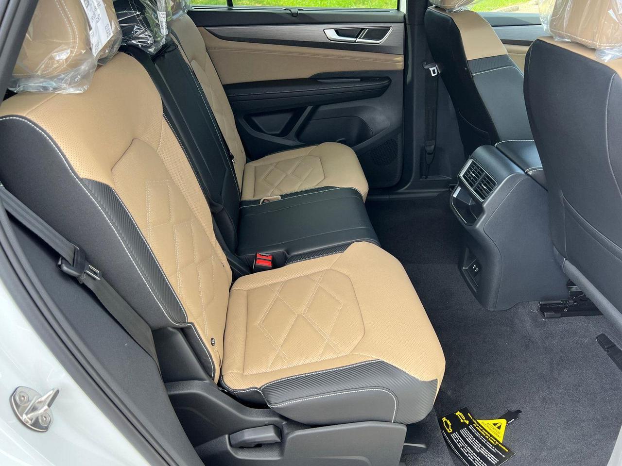 2026 Volkswagen Atlas Cross Sport 2.0T SE w/Technology Hagerstown MD