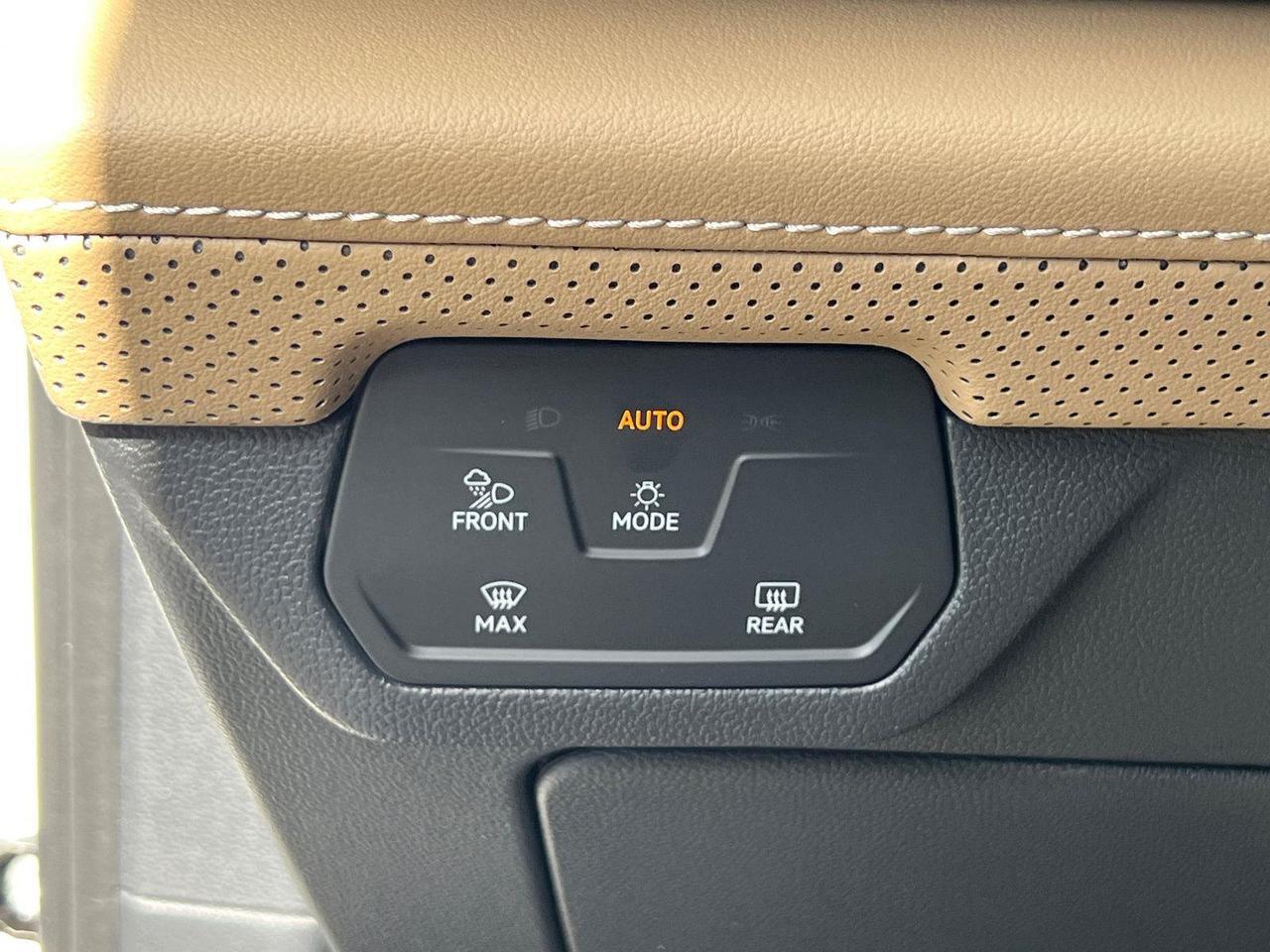 2026 Volkswagen Atlas Cross Sport 2.0T SE w/Technology Hagerstown MD