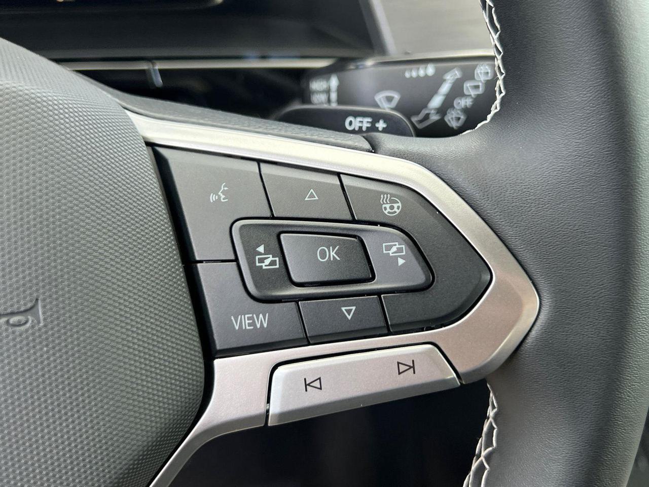 2026 Volkswagen Atlas Cross Sport 2.0T SE w/Technology Hagerstown MD