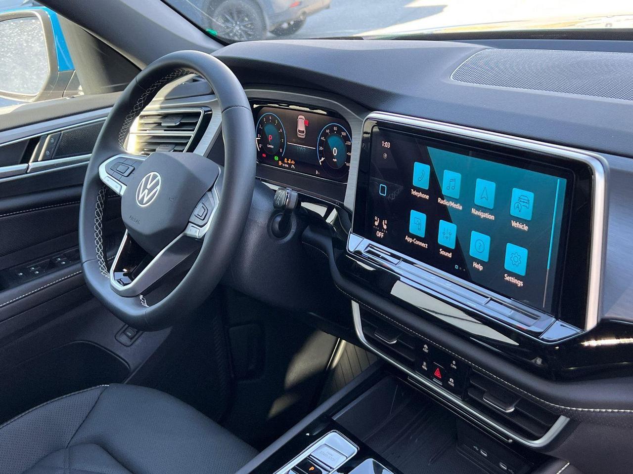 2026 Volkswagen Atlas Cross Sport 2.0T SE w/Technology Hagerstown MD