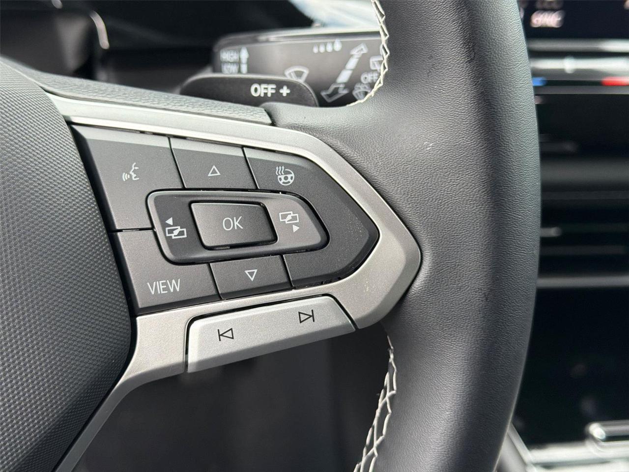 2026 Volkswagen Atlas Cross Sport 2.0T SE w/Technology Hagerstown MD