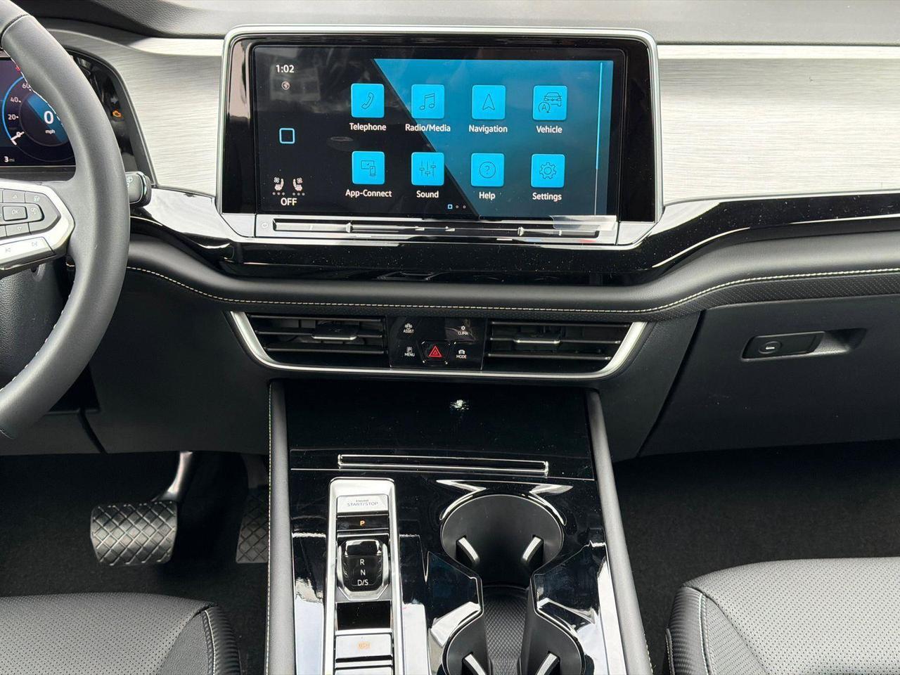 2026 Volkswagen Atlas Cross Sport 2.0T SE w/Technology Hagerstown MD