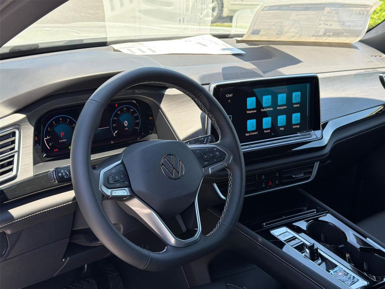 2026 Volkswagen Atlas Cross Sport 2.0T SE w/Technology Hagerstown MD