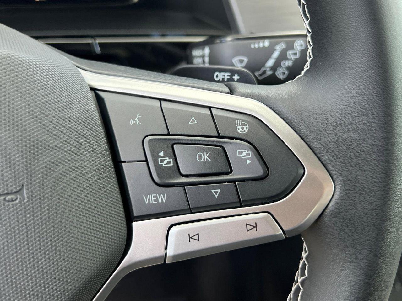 2026 Volkswagen Atlas Cross Sport 2.0T SE w/Technology Hagerstown MD