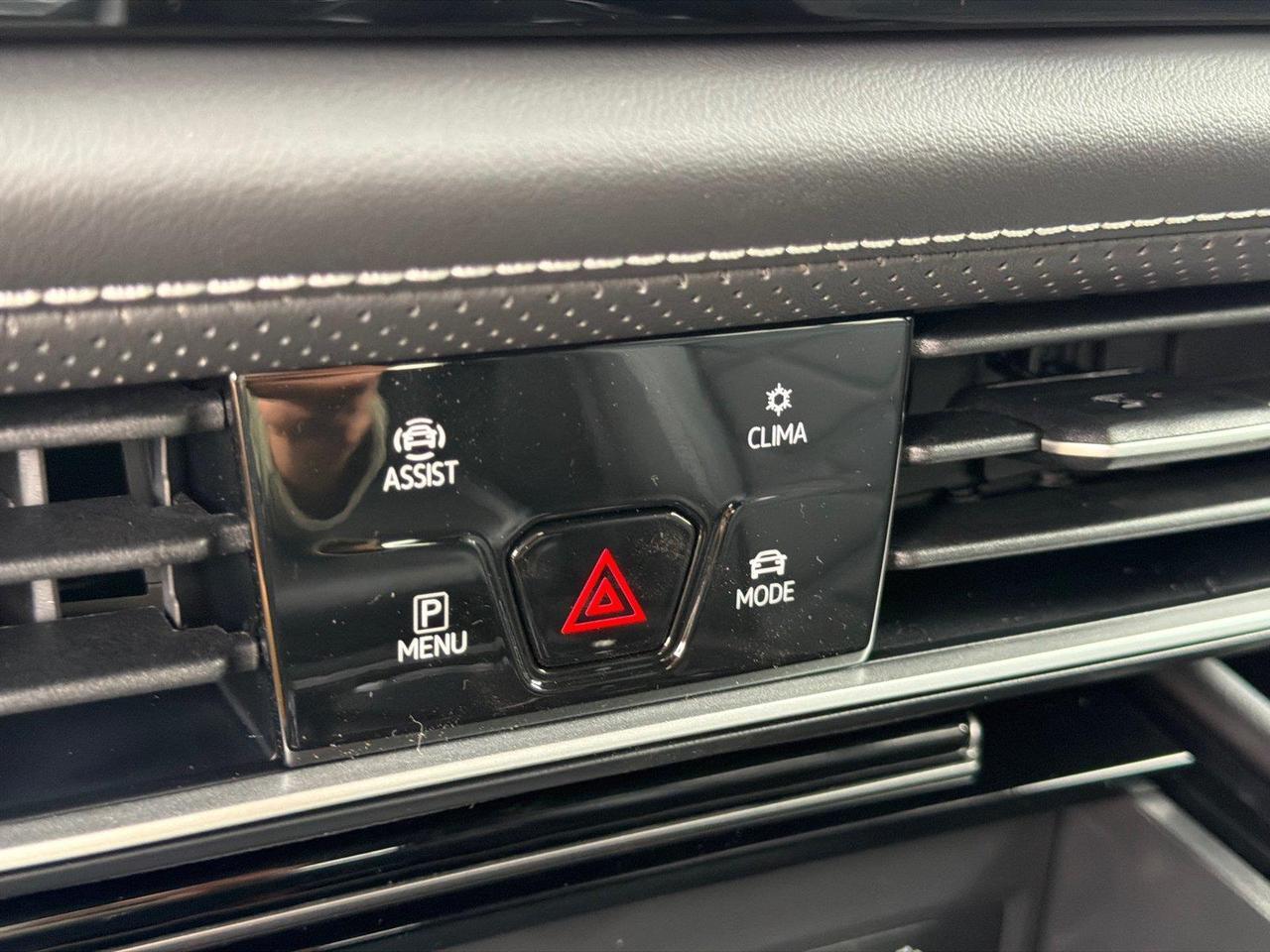 2026 Volkswagen Atlas Cross Sport 2.0T SE w/Technology Hagerstown MD