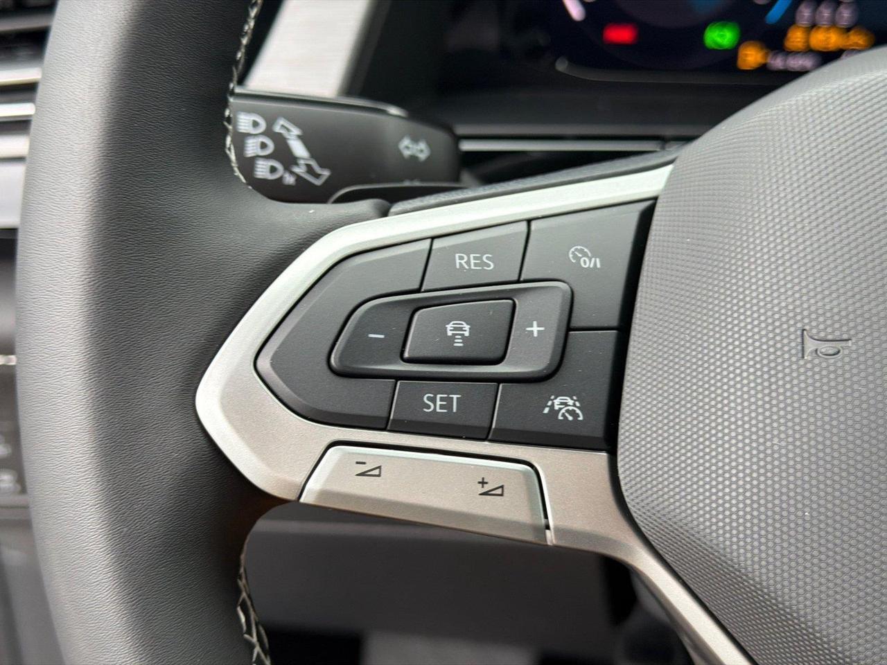 2026 Volkswagen Atlas Cross Sport 2.0T SE w/Technology Hagerstown MD