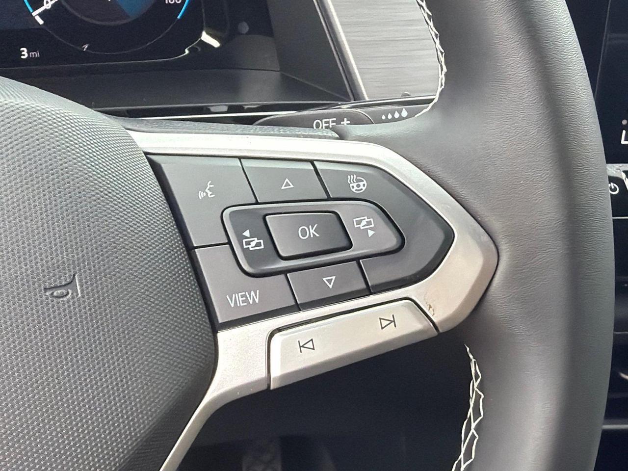 2026 Volkswagen Atlas Cross Sport 2.0T SE w/Technology Hagerstown MD