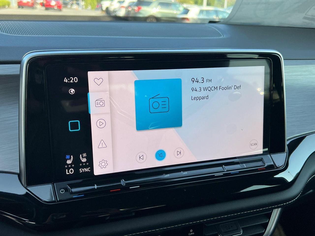 2026 Volkswagen Atlas Cross Sport 2.0T SE w/Technology Hagerstown MD