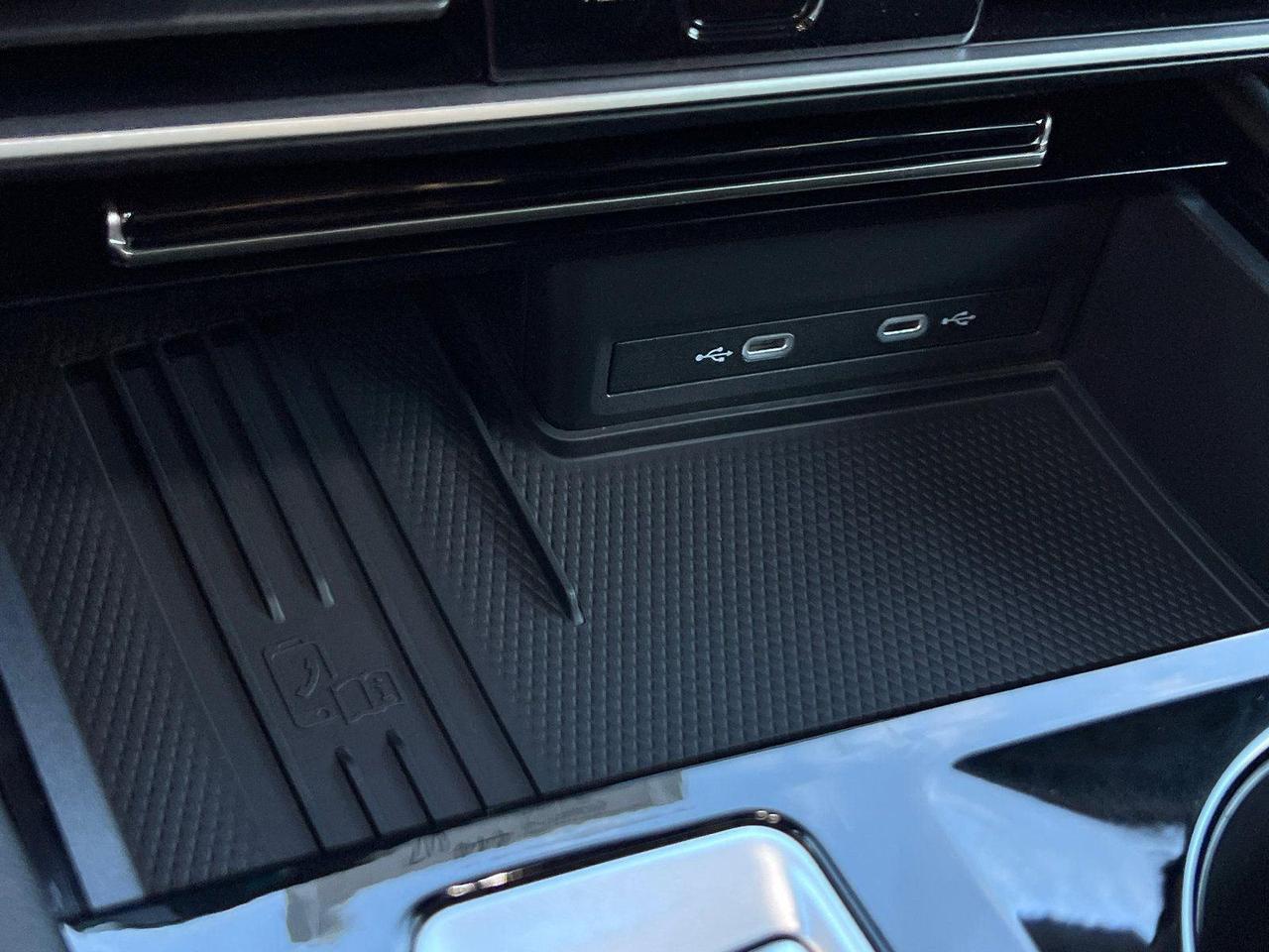 2026 Volkswagen Atlas Cross Sport 2.0T SE w/Technology Hagerstown MD