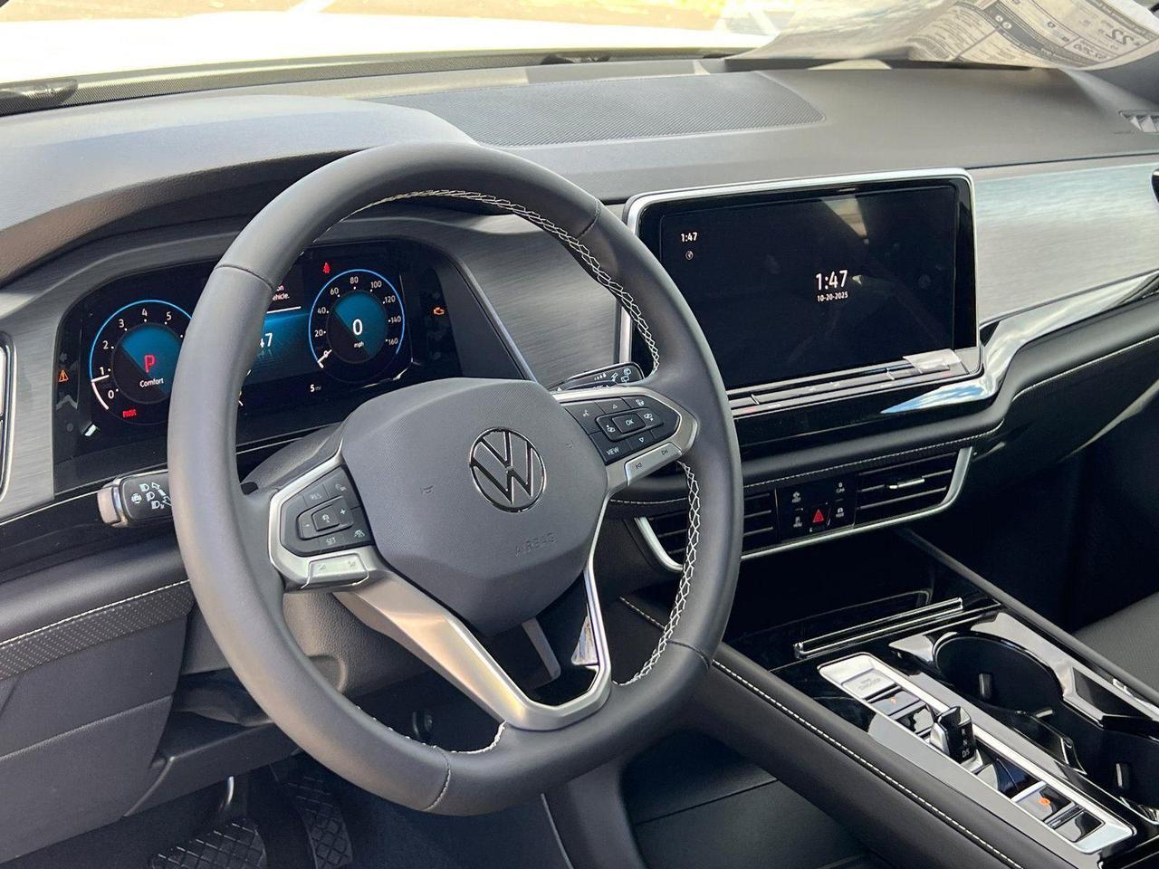 2026 Volkswagen Atlas Cross Sport 2.0T SE w/Technology Hagerstown MD