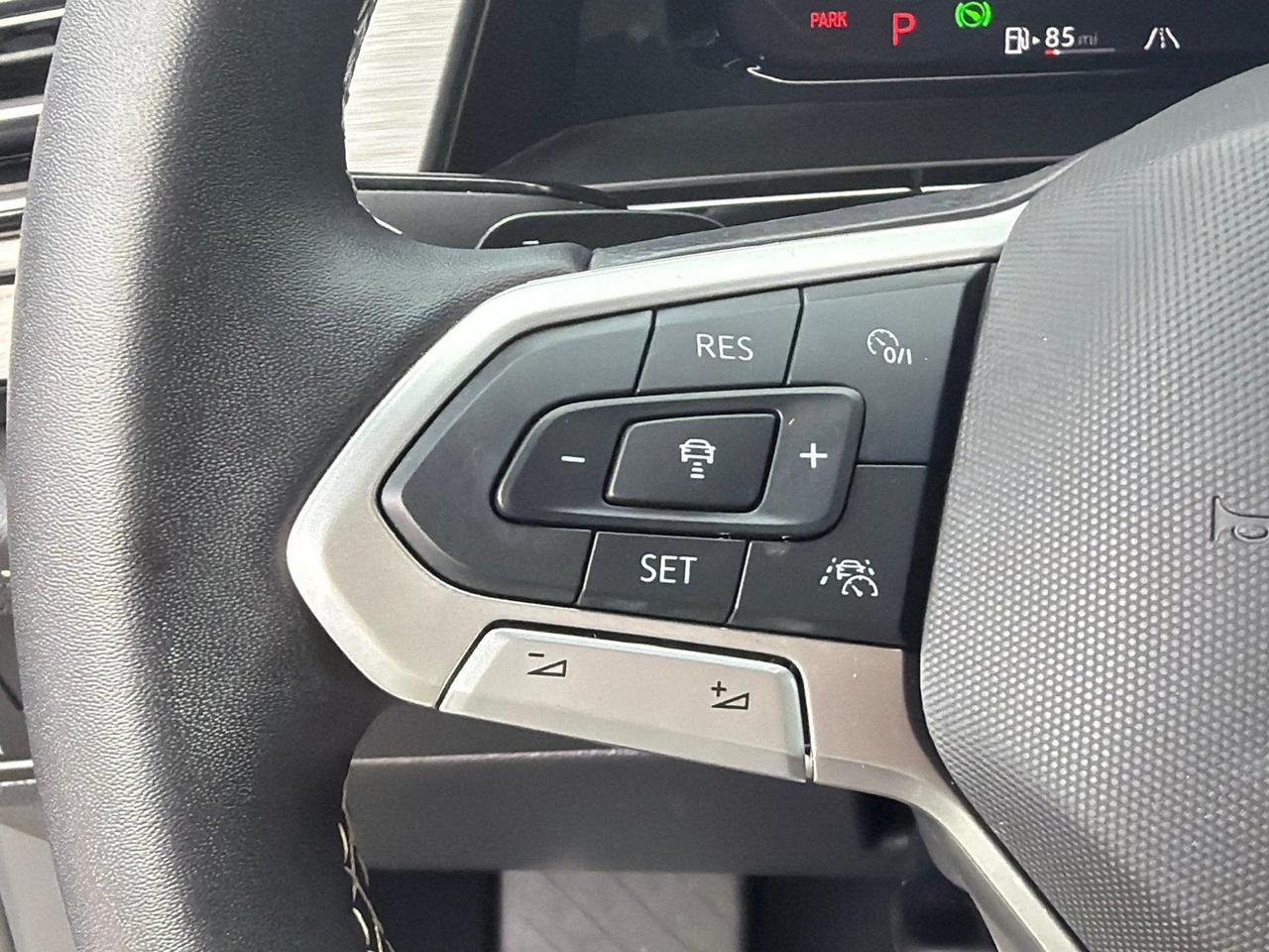 2026 Volkswagen Atlas Cross Sport 2.0T SE w/Technology Hagerstown MD