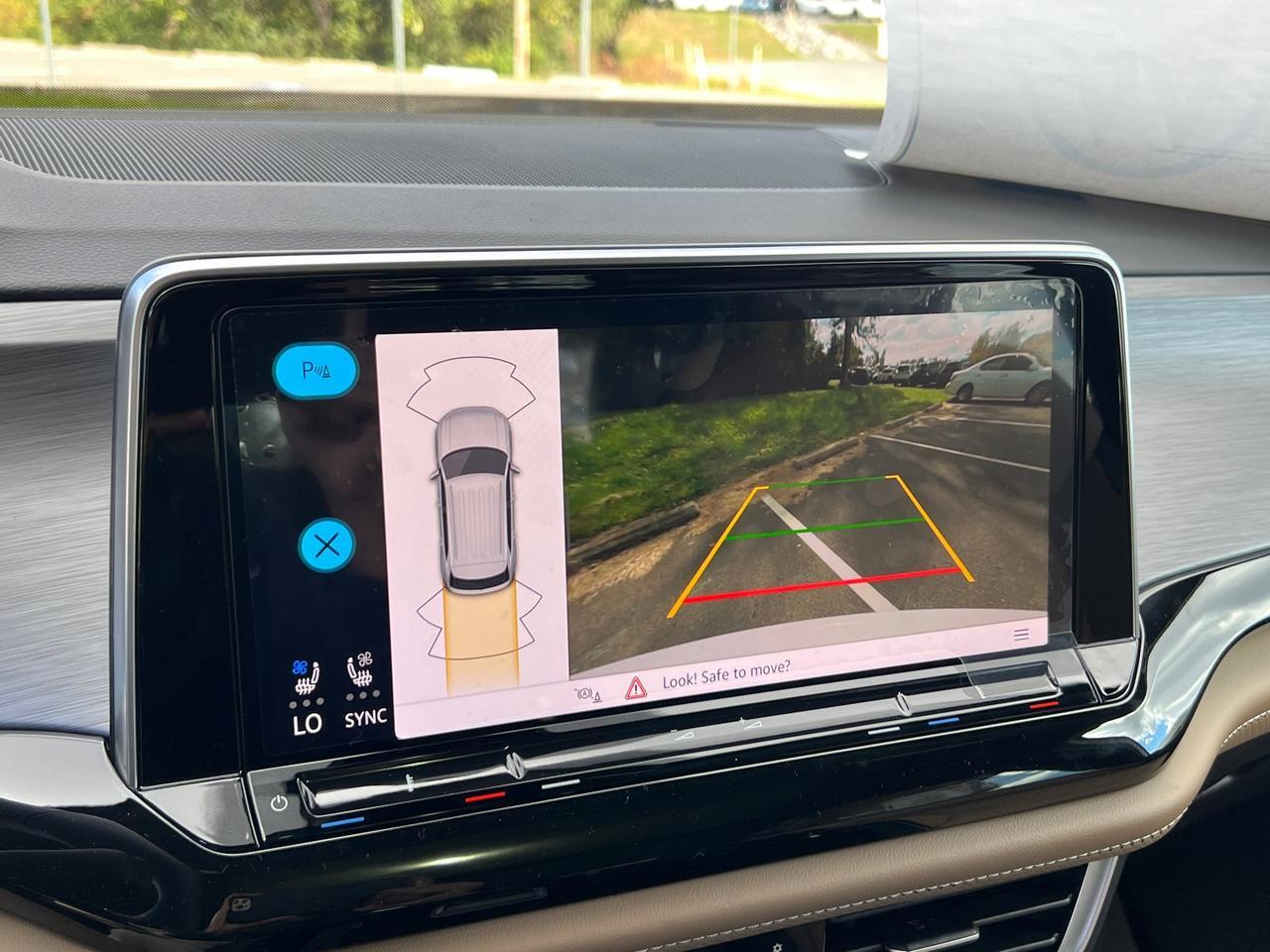 2026 Volkswagen Atlas Cross Sport 2.0T SE w/Technology Hagerstown MD