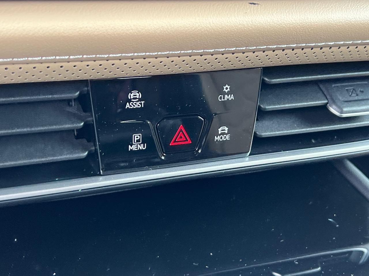 2026 Volkswagen Atlas Cross Sport 2.0T SE w/Technology Hagerstown MD