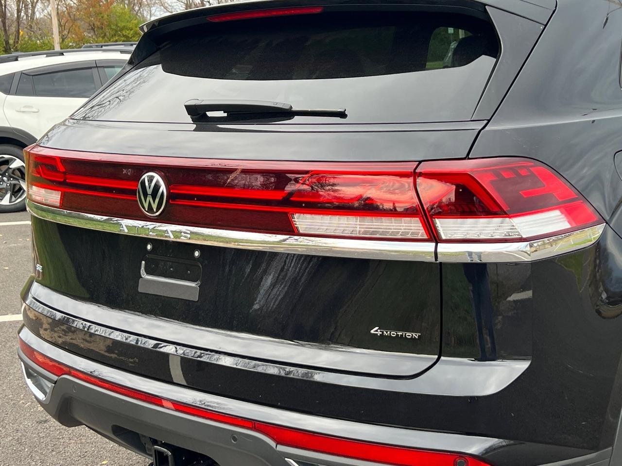 2026 Volkswagen Atlas Cross Sport 2.0T SE w/Technology Hagerstown MD