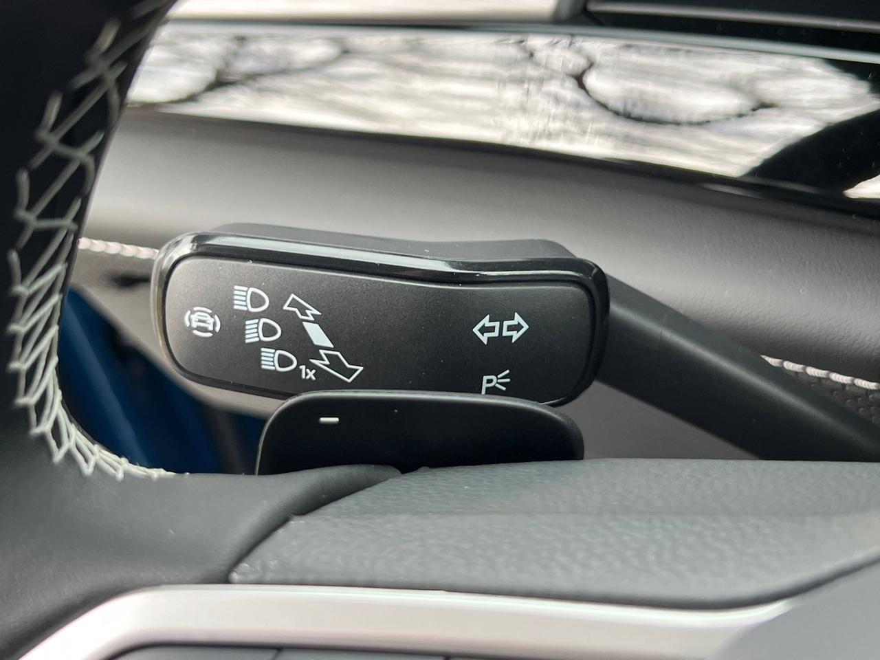 2026 Volkswagen Atlas Cross Sport 2.0T SE w/Technology Hagerstown MD