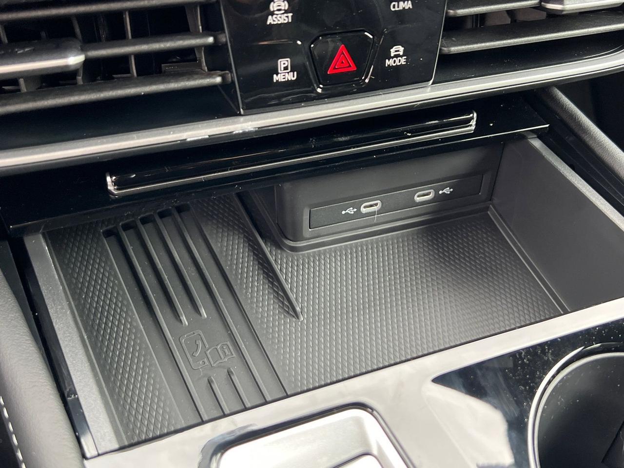 2026 Volkswagen Atlas Cross Sport 2.0T SE w/Technology Hagerstown MD