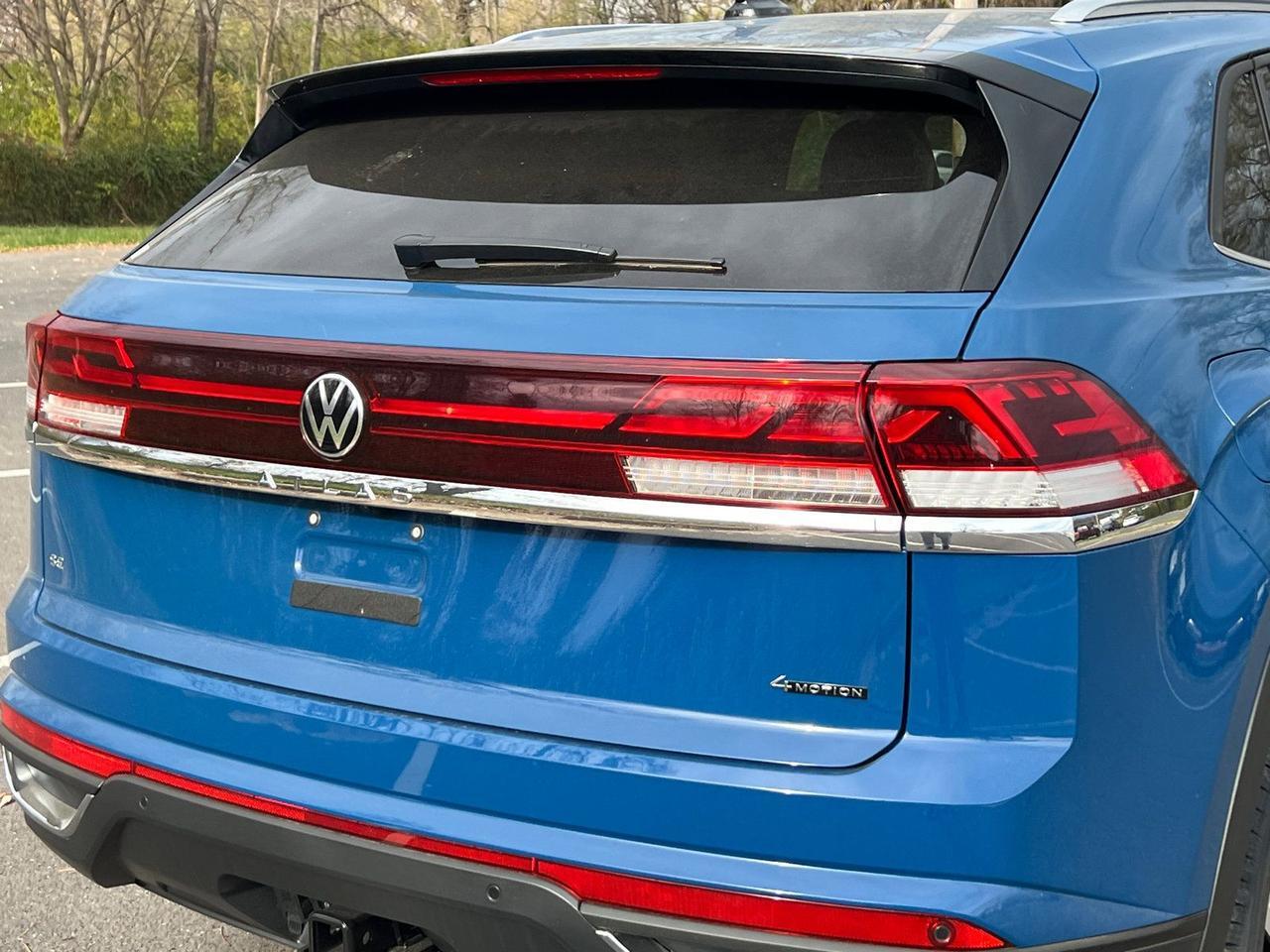 2026 Volkswagen Atlas Cross Sport 2.0T SE w/Technology Hagerstown MD