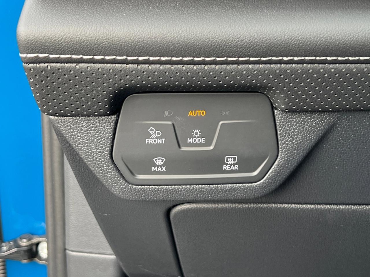 2026 Volkswagen Atlas Cross Sport 2.0T SE w/Technology Hagerstown MD