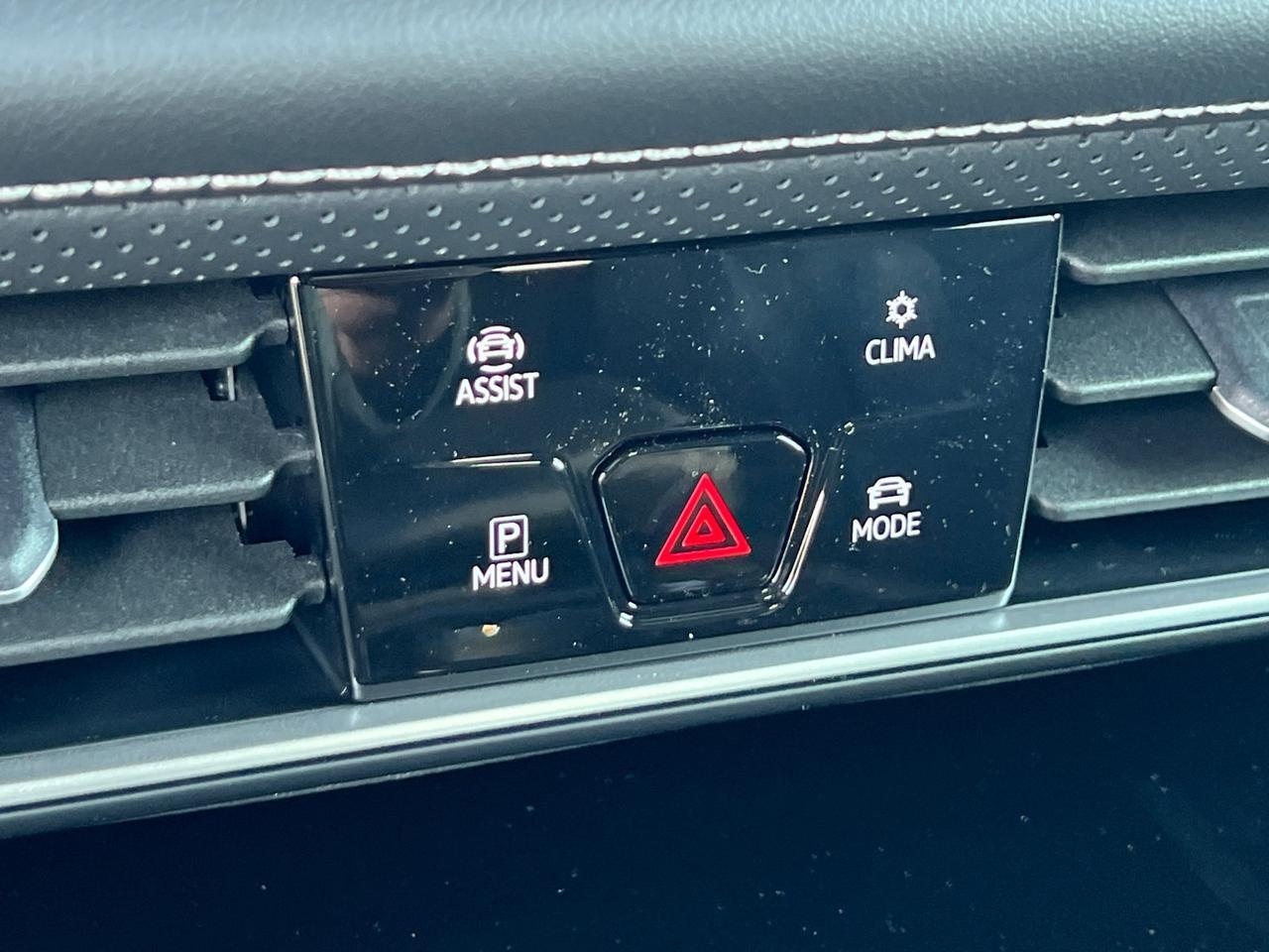 2026 Volkswagen Atlas Cross Sport 2.0T SE w/Technology Hagerstown MD