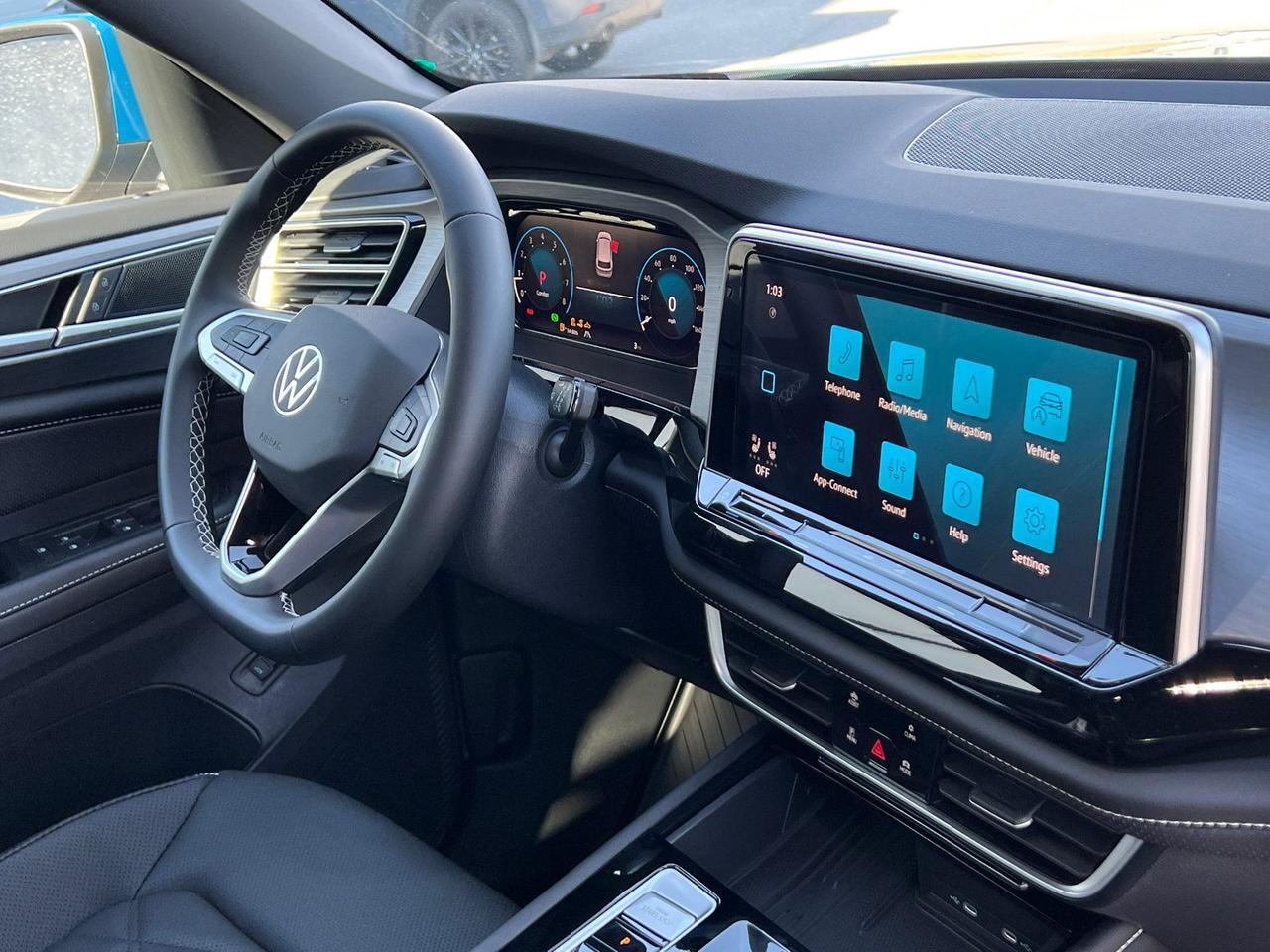 2026 Volkswagen Atlas Cross Sport 2.0T SE w/Technology Hagerstown MD