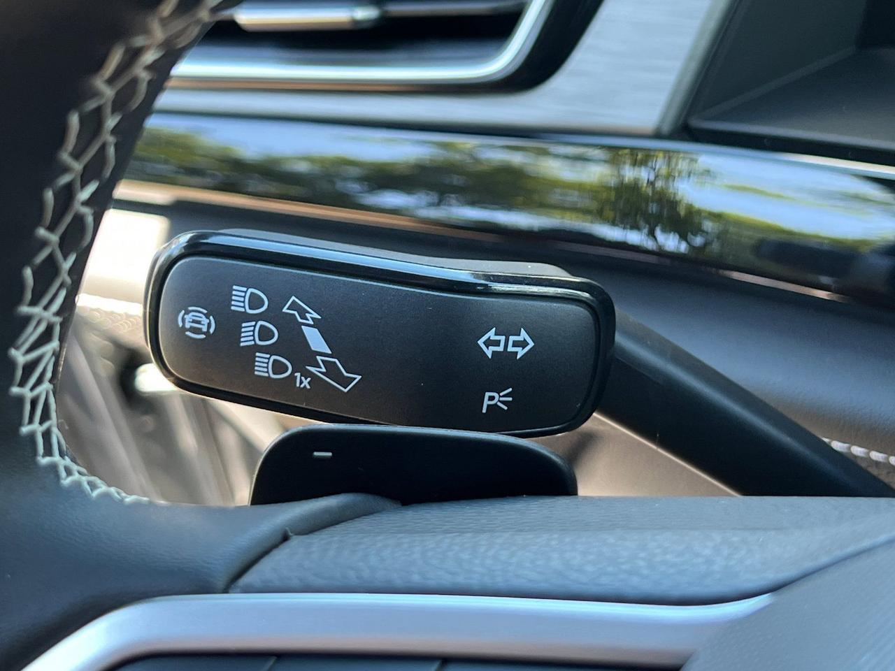 2026 Volkswagen Atlas Cross Sport 2.0T SE w/Technology Hagerstown MD