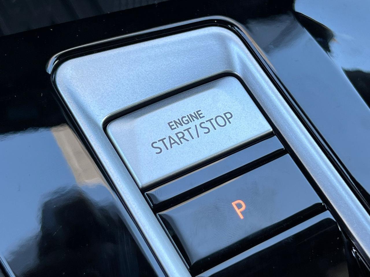 2026 Volkswagen Atlas Cross Sport 2.0T SE w/Technology Hagerstown MD