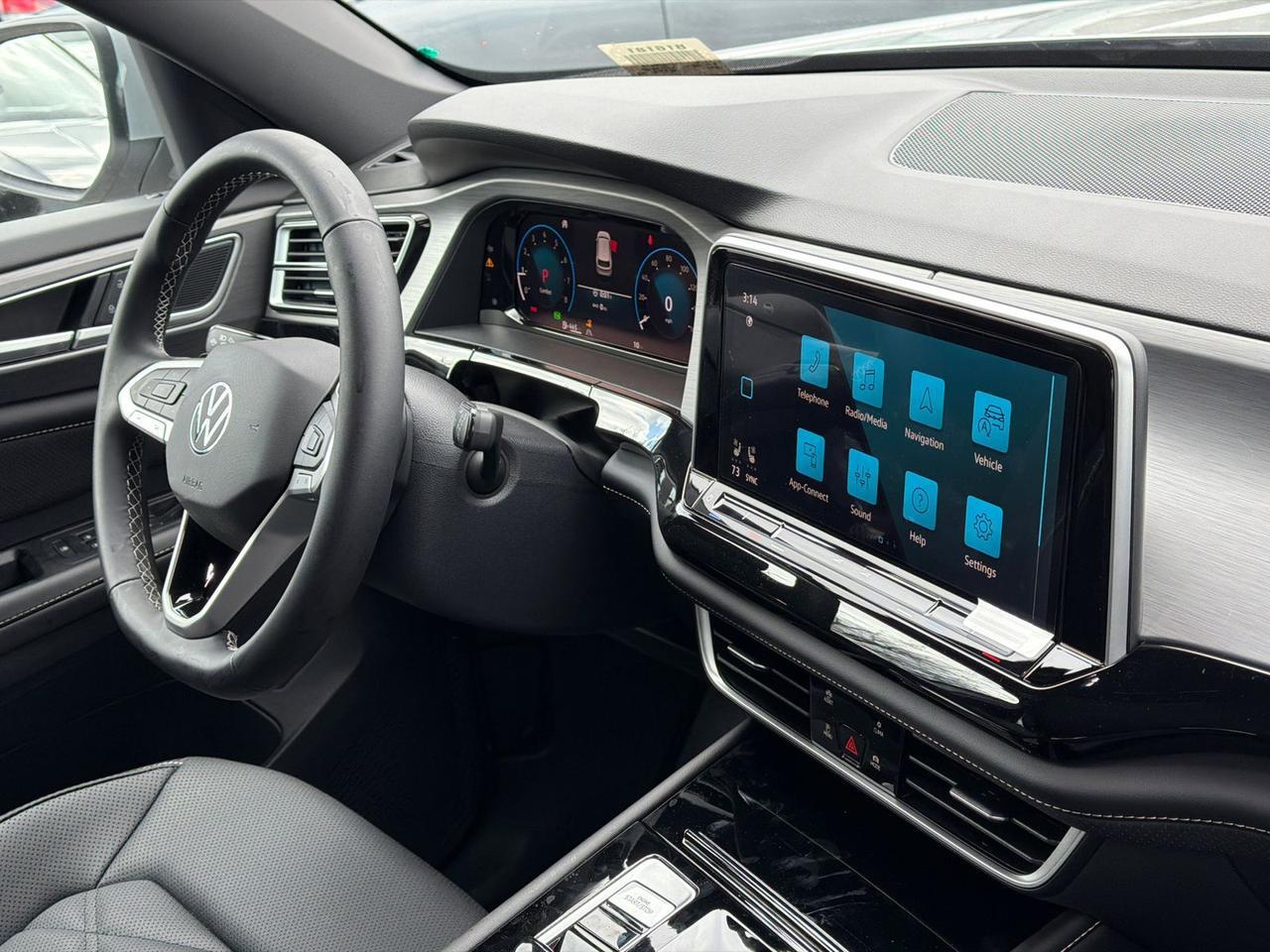 2026 Volkswagen Atlas Cross Sport 2.0T SE w/Technology Hagerstown MD