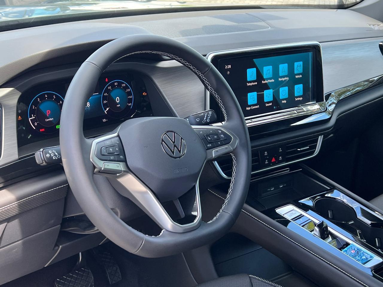 2026 Volkswagen Atlas Cross Sport 2.0T SE w/Technology Hagerstown MD