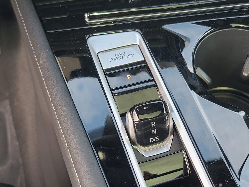 2026 Volkswagen Atlas Cross Sport 2.0T SE w/Technology Springfield VA