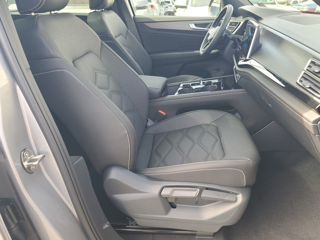 2026 Volkswagen Atlas Cross Sport 2.0T SE w/Technology Springfield VA