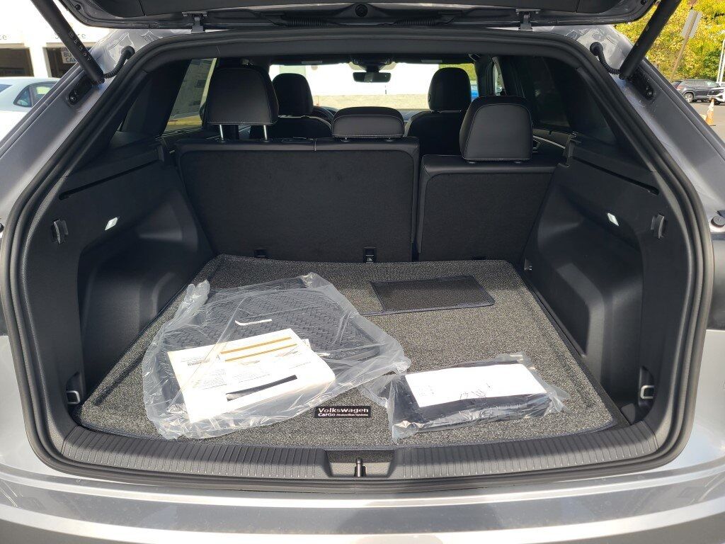 2026 Volkswagen Atlas Cross Sport 2.0T SE w/Technology Springfield VA