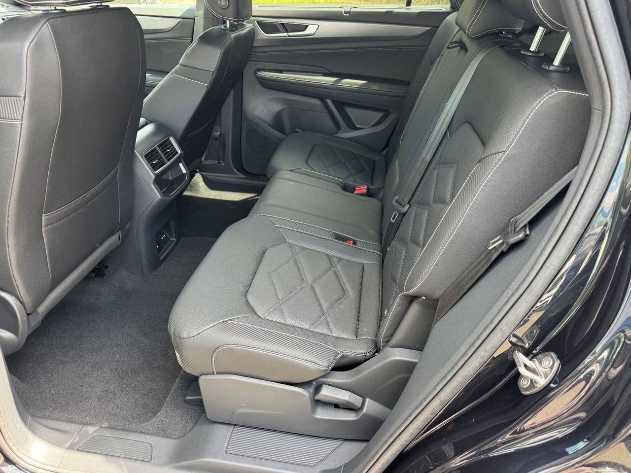 2026 Volkswagen Atlas Cross Sport 2.0T SE w/Technology Springfield VA