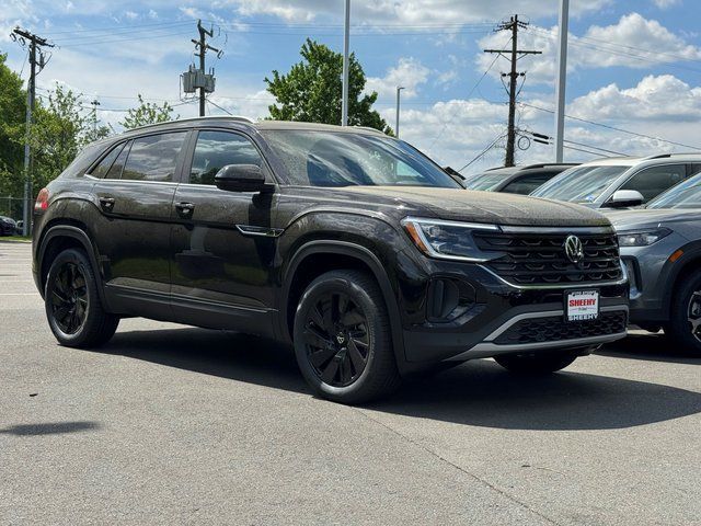 2026 Volkswagen Atlas Cross Sport 2.0T SE w/Technology
