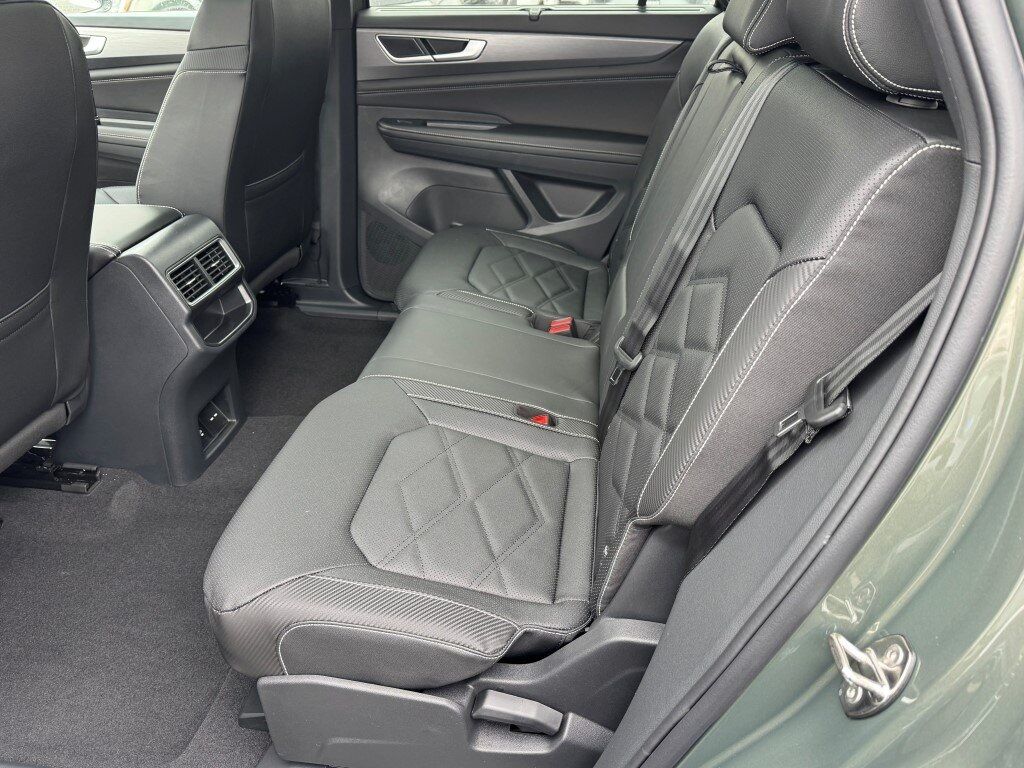 2026 Volkswagen Atlas Cross Sport 2.0T SE w/Technology Springfield VA