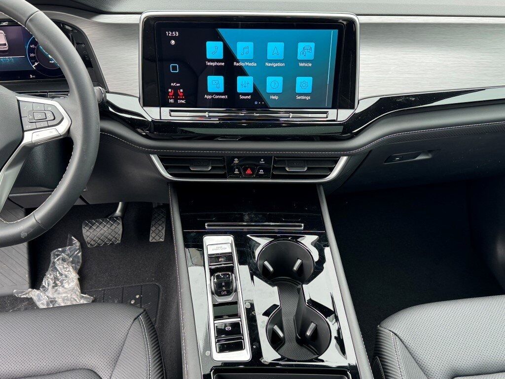 2026 Volkswagen Atlas Cross Sport 2.0T SE w/Technology Springfield VA