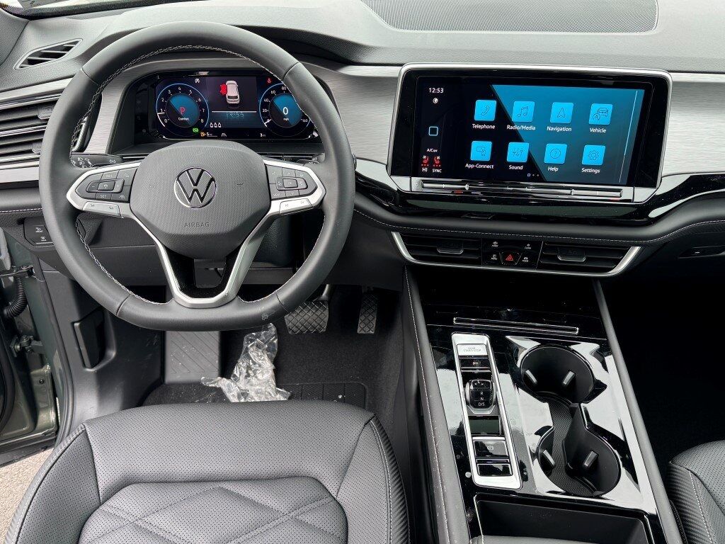 2026 Volkswagen Atlas Cross Sport 2.0T SE w/Technology Springfield VA