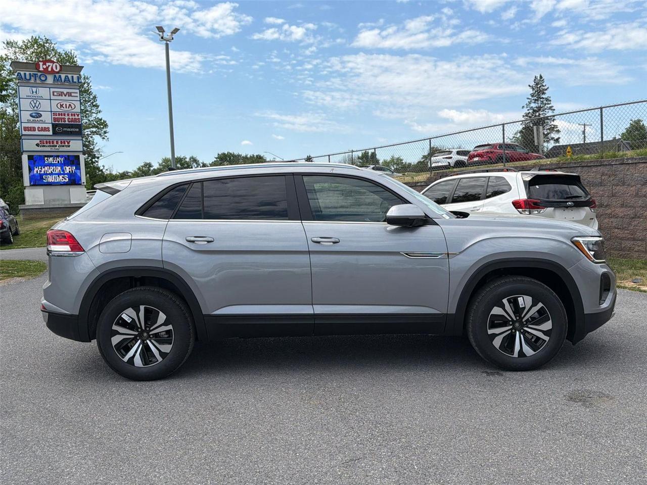 2026 Volkswagen Atlas Cross Sport 2.0T SE Hagerstown MD