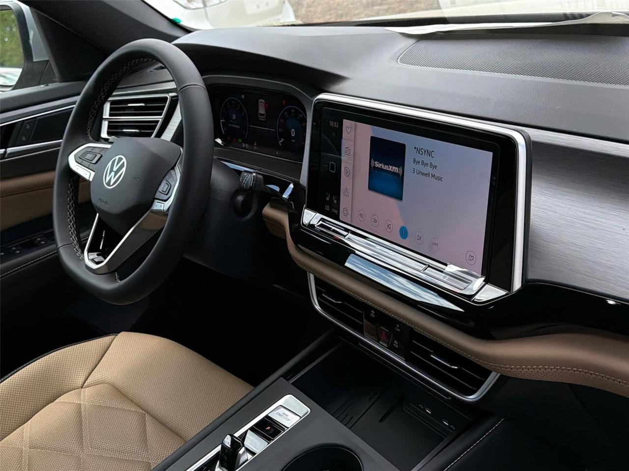 2026 Volkswagen Atlas Cross Sport 2.0T SE Hagerstown MD