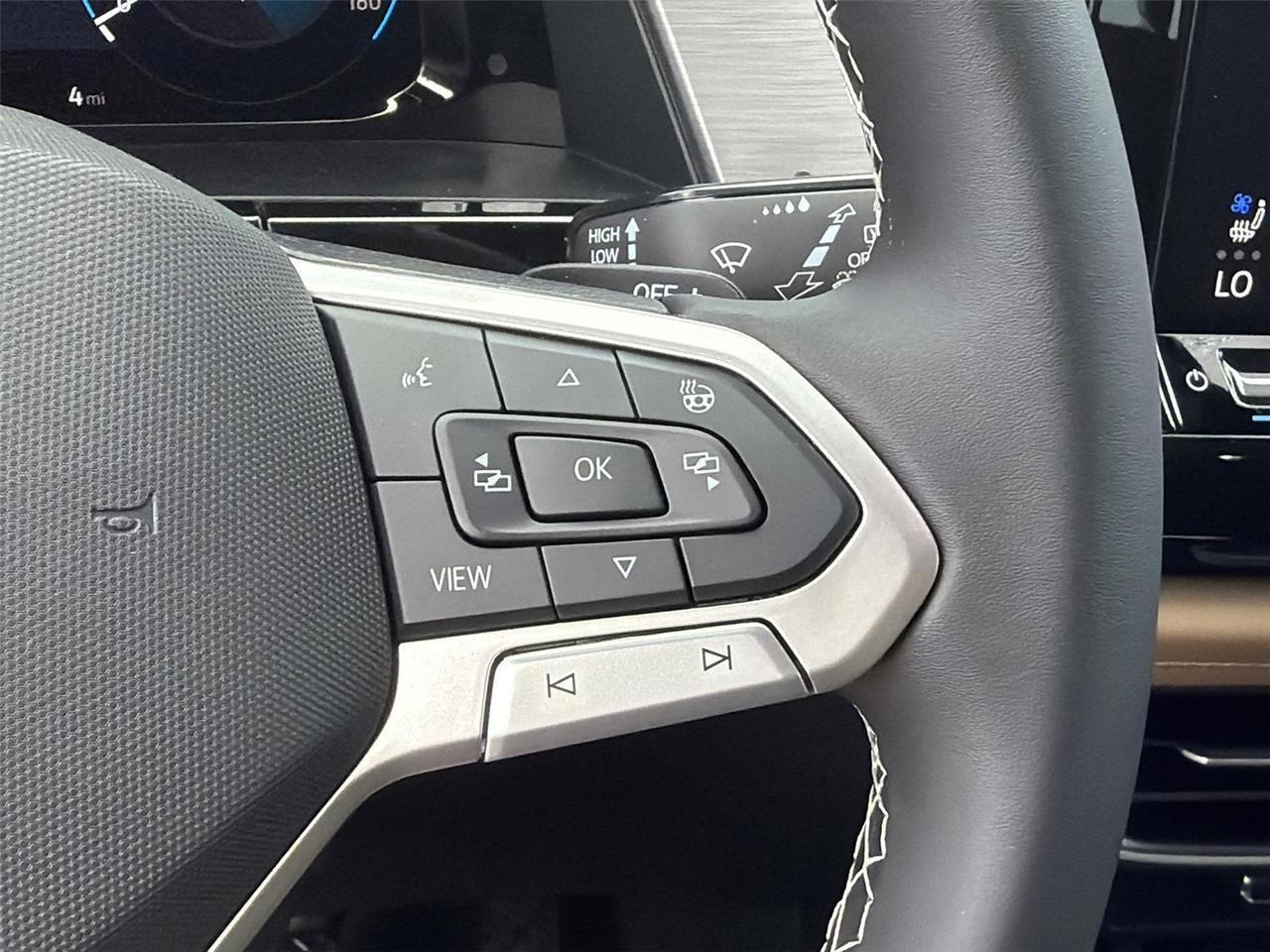 2026 Volkswagen Atlas Cross Sport 2.0T SE Hagerstown MD