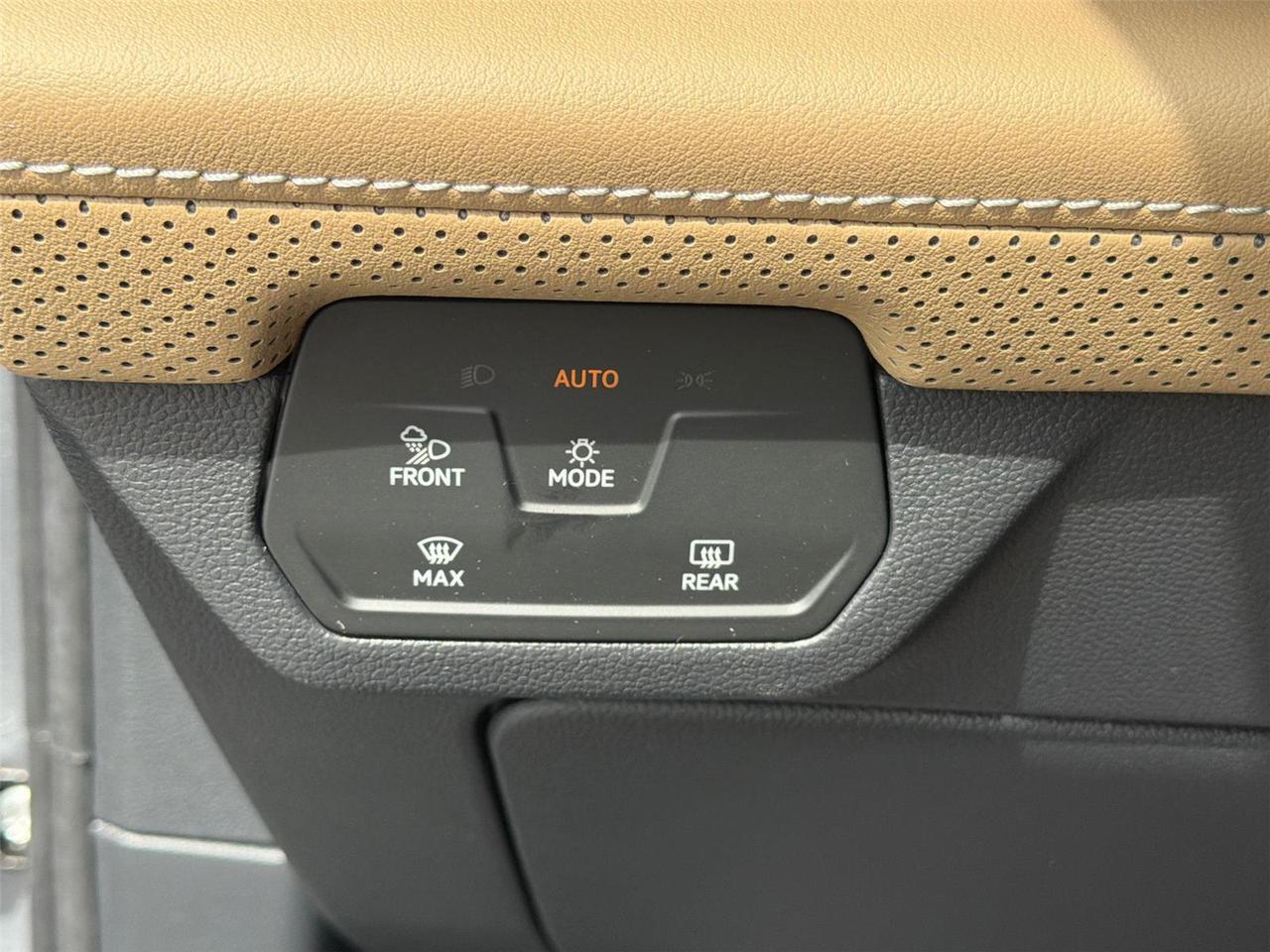 2026 Volkswagen Atlas Cross Sport 2.0T SE Hagerstown MD
