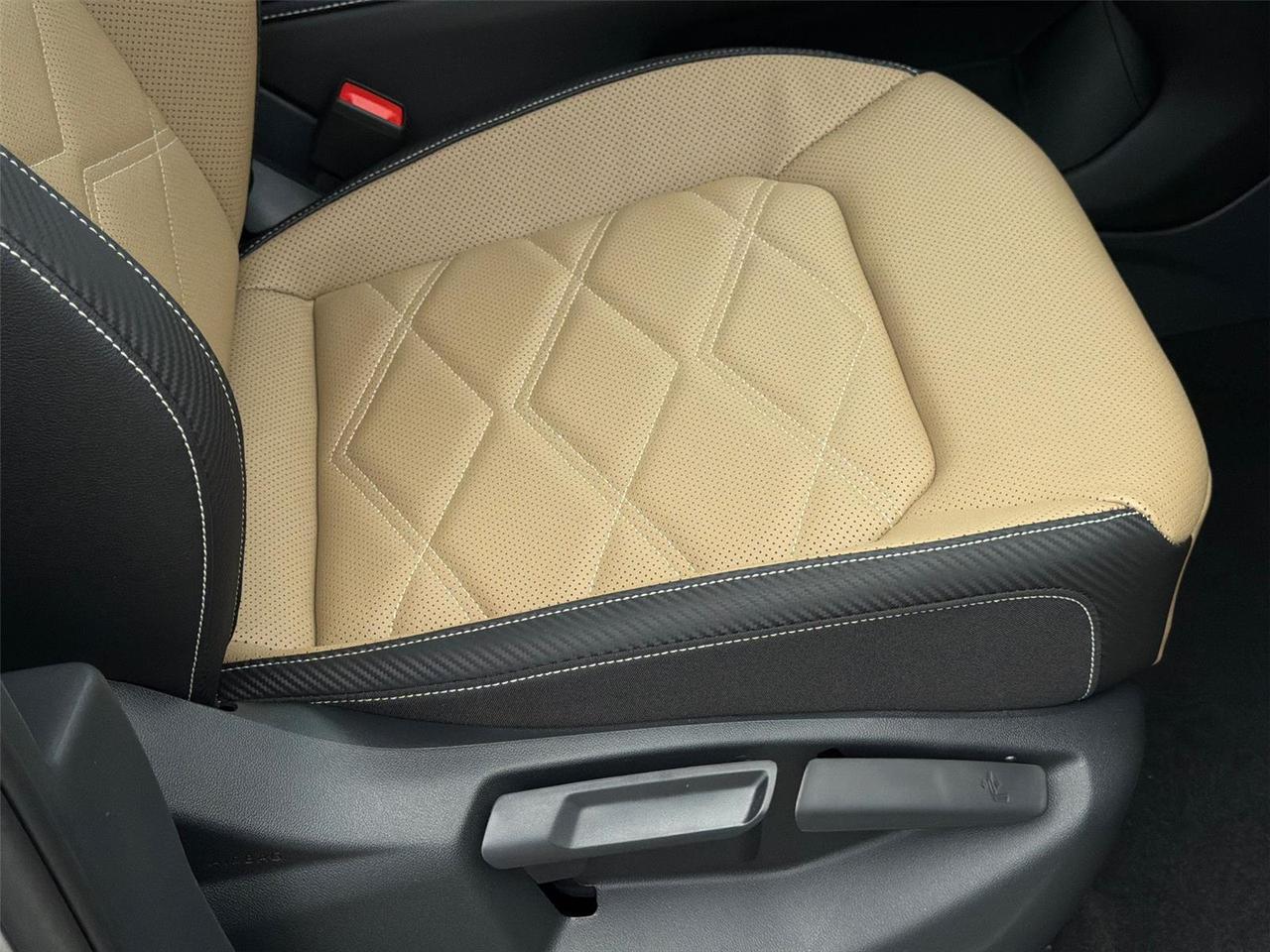 2026 Volkswagen Atlas Cross Sport 2.0T SE Hagerstown MD