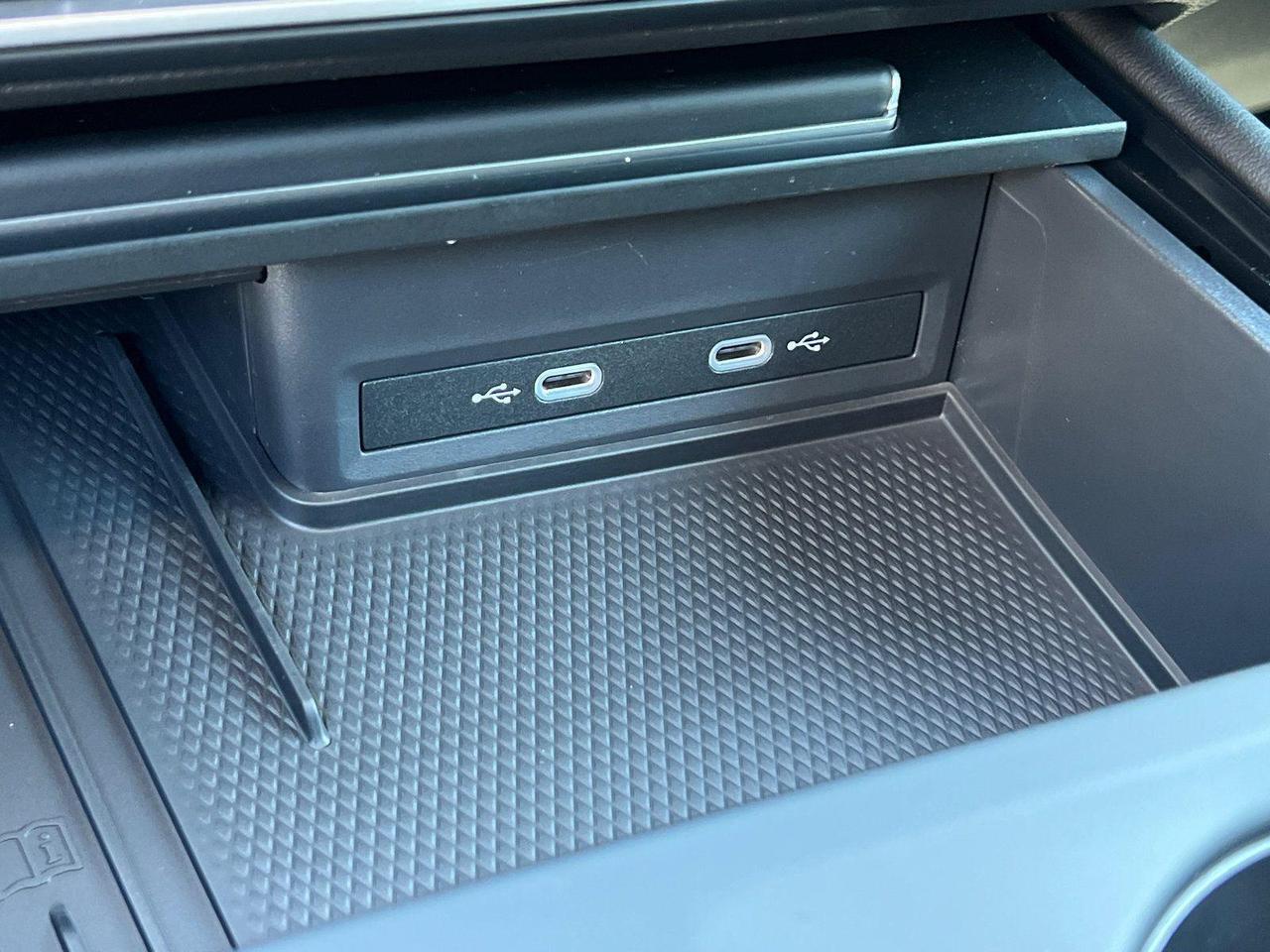 2026 Volkswagen Atlas Cross Sport 2.0T SE Hagerstown MD