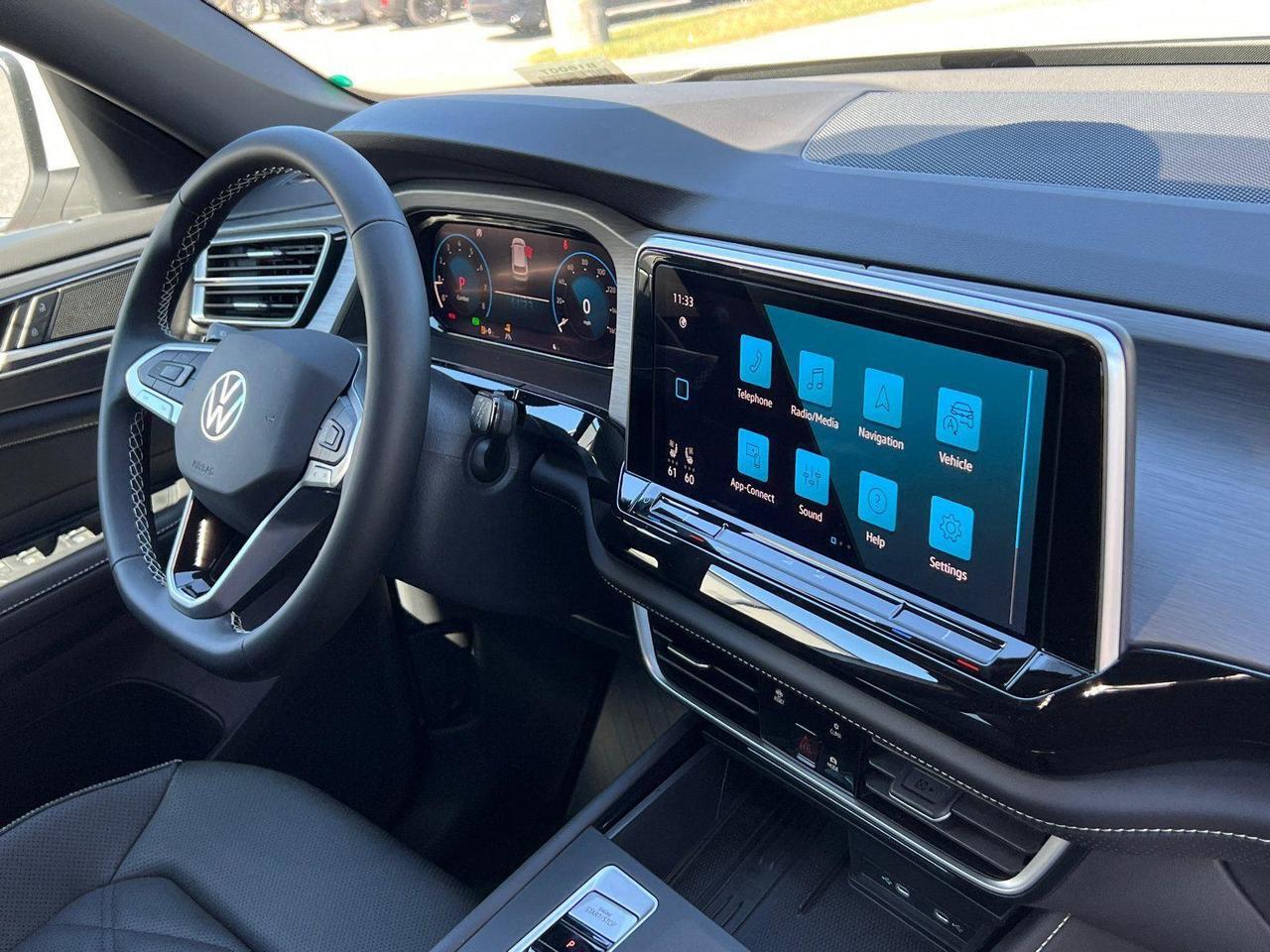 2026 Volkswagen Atlas Cross Sport 2.0T SE Hagerstown MD