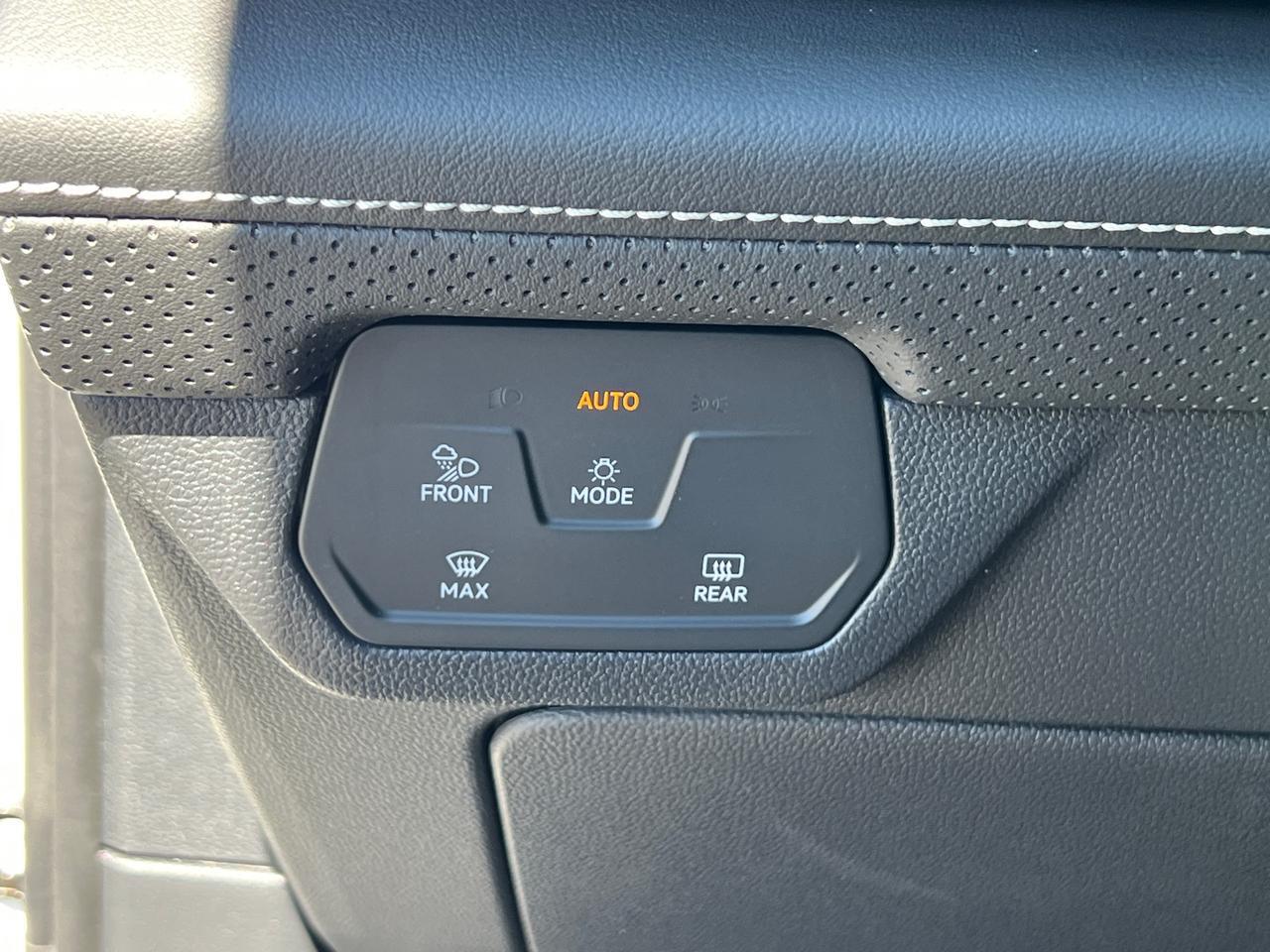 2026 Volkswagen Atlas Cross Sport 2.0T SE Hagerstown MD