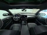 2026 Volkswagen Atlas Cross Sport 2.0T SEL Oshkosh WI
