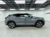 2026 Volkswagen Atlas Cross Sport 2.0T SEL Premium R-Line Oshkosh WI