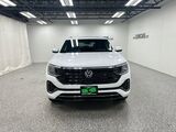 2026 Volkswagen Atlas Cross Sport 2.0T SEL Premium R-Line Oshkosh WI