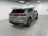 2026 Volkswagen Atlas Cross Sport 2.0T SEL Premium R-Line Oshkosh WI